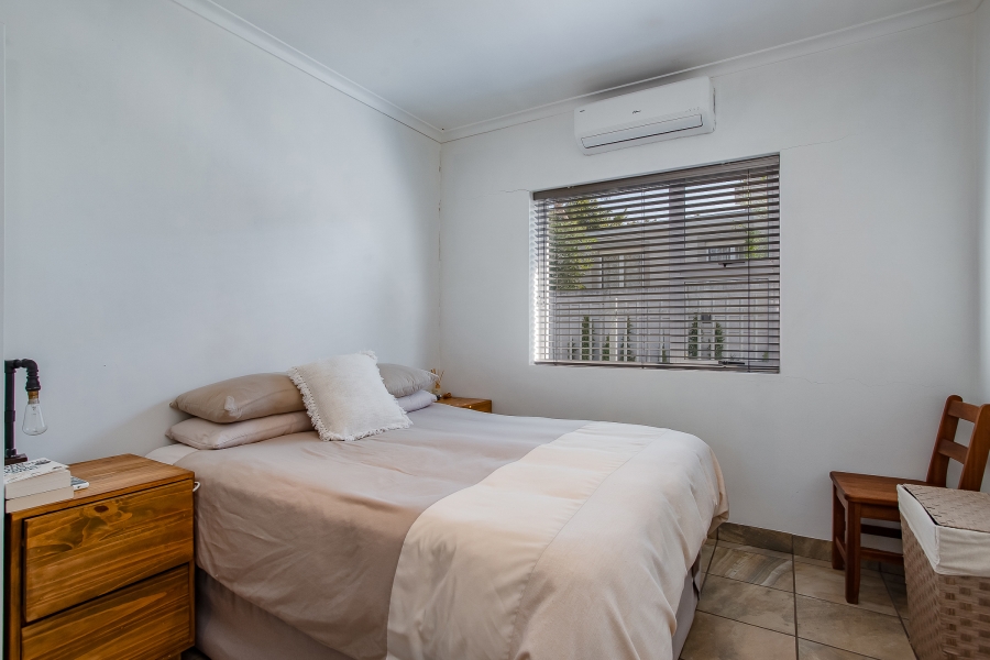2 Bedroom Property for Sale in Lemoenkloof Western Cape